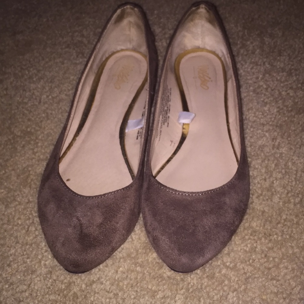 Taupe studded flats